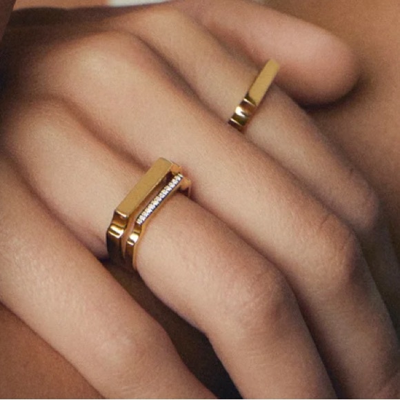 Monica Vinader Signature Gold Diamond Slim Ring Size 8 - Picture 3 of 6